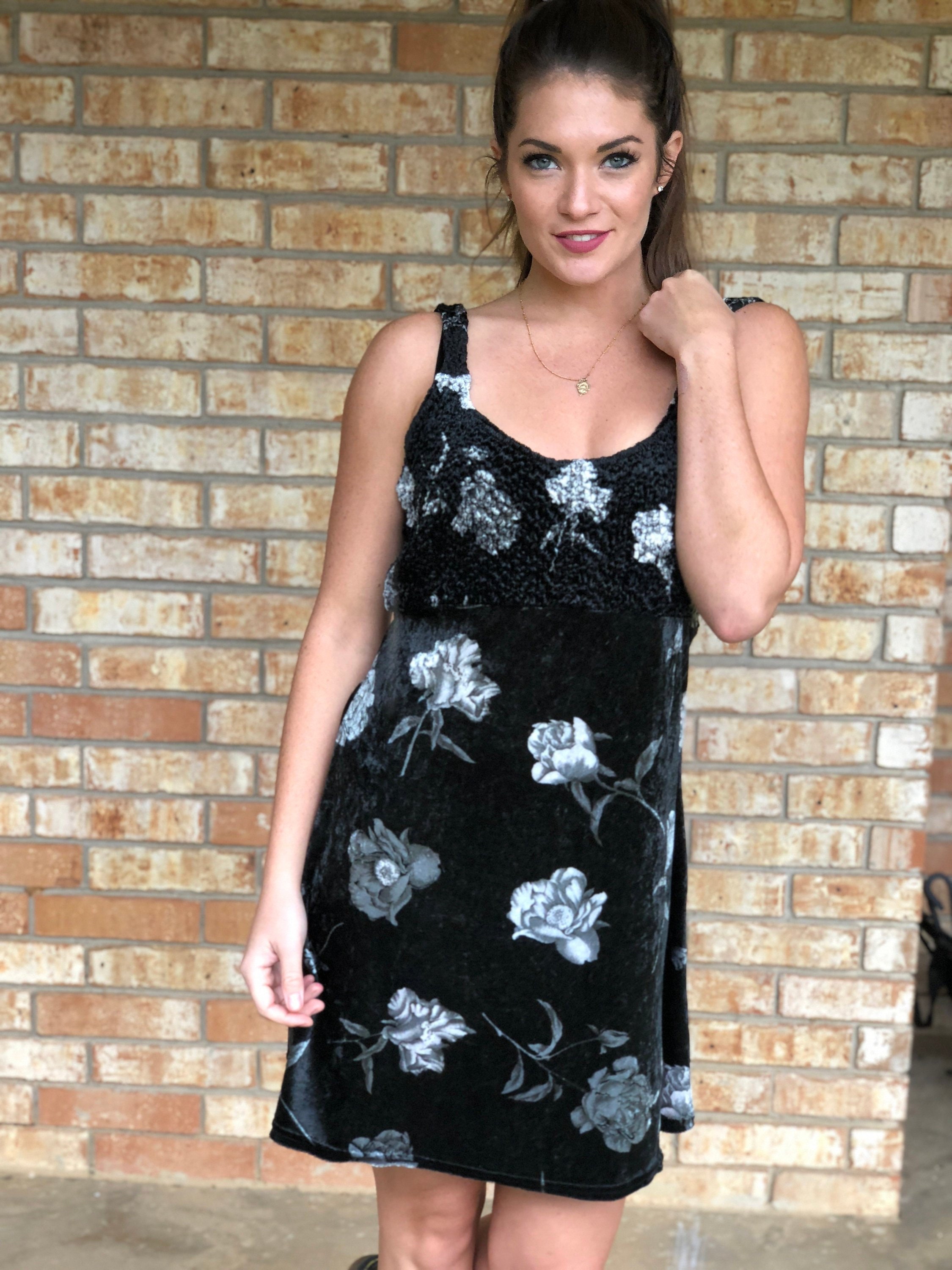 Scorpio Dress - Etsy Scorpio Dress - Etsy