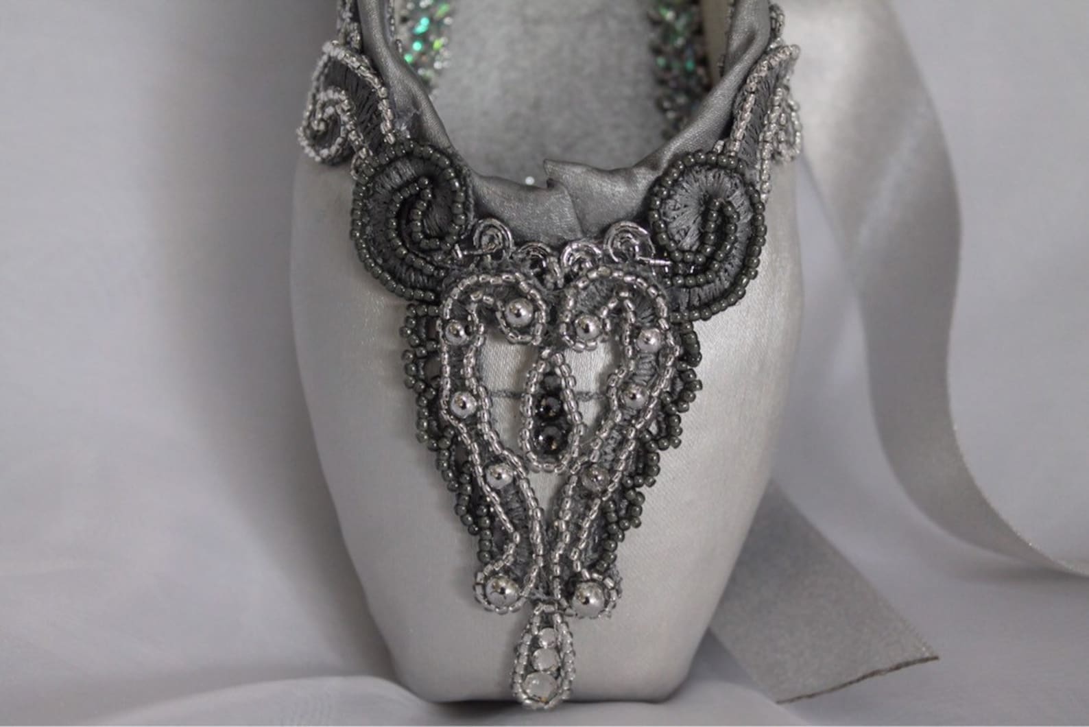 decorated pointe shoe: sleeping beauty silver fairy , diamond fairy,ooak ballet gift, yagp gift, competition gift decorated pointe shoe: sleeping beauty silver fairy , diamond fairy,ooak ballet gift, yagp gift, competition gift