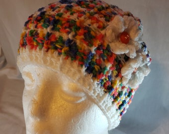 Chapéus fofos como um botão – Gorros feitos à mão com flores