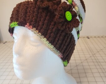 Chapéus fofos como um botão – Gorros feitos à mão com flores