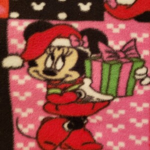 Fleece Blanket - CHRISTMAS MINNIE MOUSE - No-Sew Fleece Blanket 58" x 72"; Throw, Baby, Dog Cat Warm Soft Cozy Fluffy Light Breathable Plush