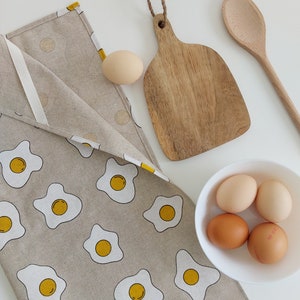 Fried egg tea towel, chicken tea towel, country house tea towel, sunny side up tea towel, furoshiki cloth, egg tea towel