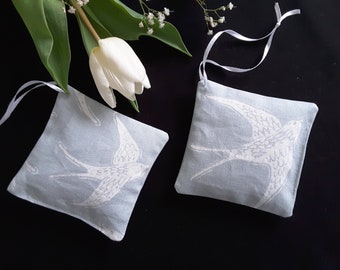 2 Lavender sachets "Swallow"