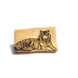 Timbre de tigre, grand timbre de chat, timbre en bois, main découpée, bloc en bois, bloc d’impression, timbre d’argile, timbre de poterie, timbre de carte postale