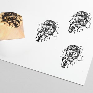 Tiger Stempel, Stempel Tigerangriff, Holzstempel, handgeschnitzt, Tonstempel, Keramikstempel, Postkartenstempel