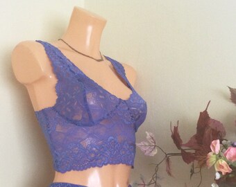 pin-up style balconette bralette, vintage styled underwear by FidditchDesigns