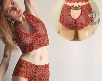 Embroidered pumpkin orange lace lingerie set by Fidditch designs. Halloween bat  panties with gothic  bralette.