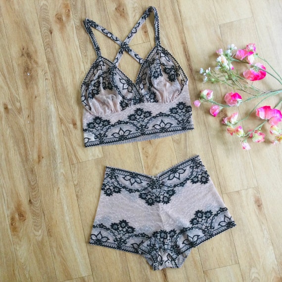 Two Tone Underwear Crossover Bralette and Shorties Set .henna Lace Bra Top  and Briefs by Fidditchdesigns. -  Canada