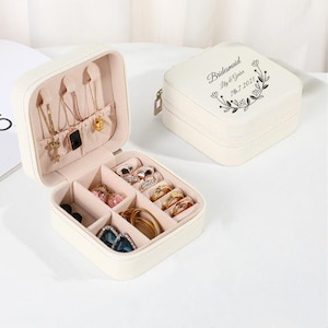 Personalized bridesmaid Jewelry Organizer Box White,Jewelry Box for Women Girls Girlfriend,Jewelry Case,Jewelry Travel Storage Box