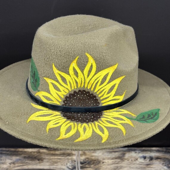 Sunflower and Bee Fedora Hat – Hand-painted Brown Polyester  display picture 1