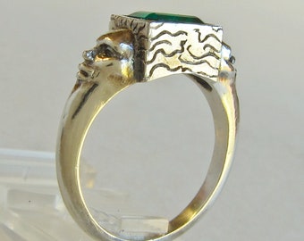Magic ring with emerald. The emerald is the most magical gym stone.