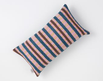 Jessie Cushion: Patterns in RepeatCollection