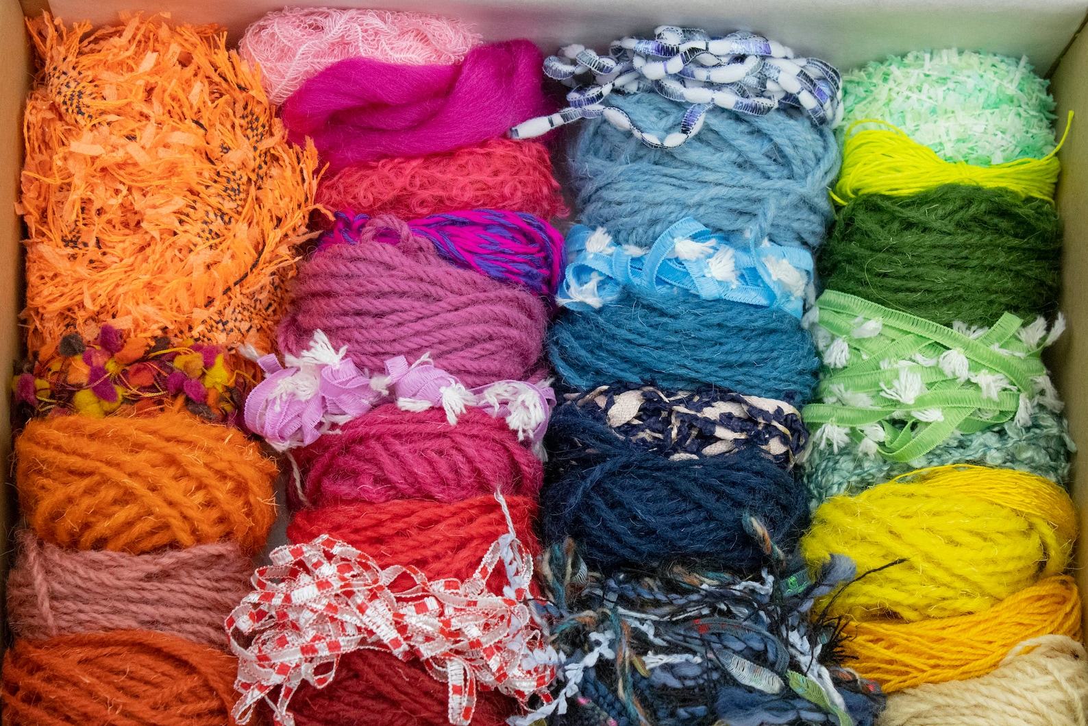 Fluorescent Yarn & Fibre Bundle With Weaving Instruction Etsy