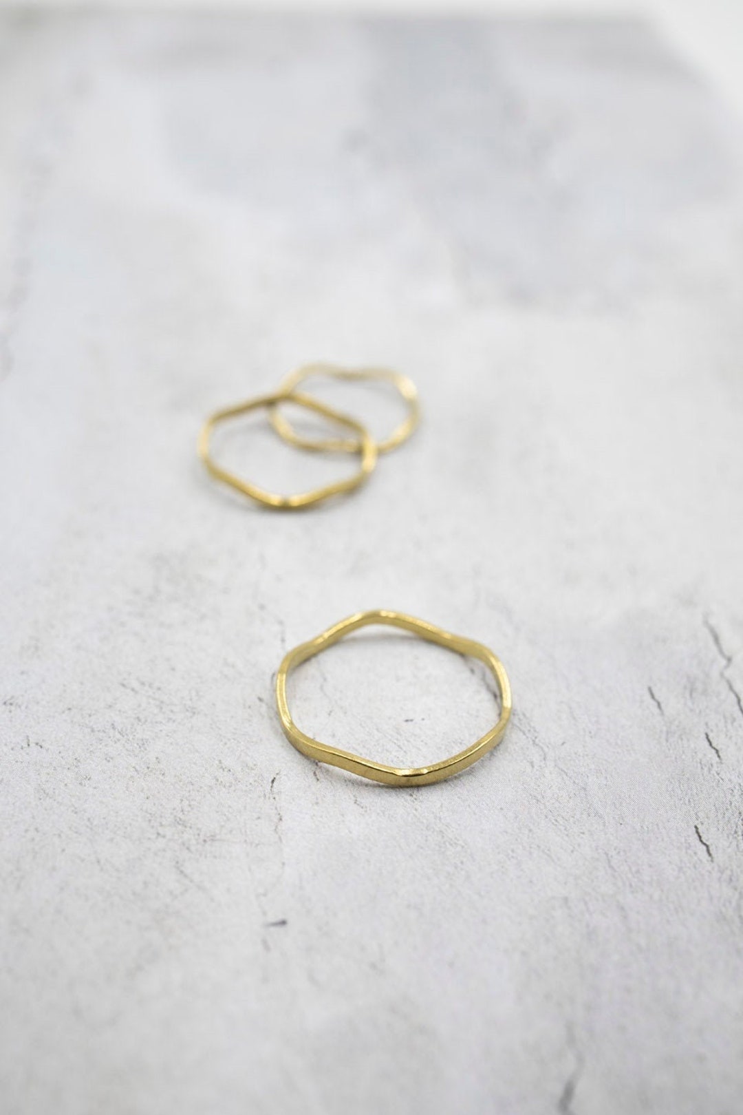 Simple Rimgs SIMPLE RING. Brass. Minimal, Adjustable and Flexible Ring. Natural ...