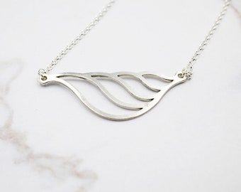 SILVER NECKLACE. CHRYSALIS. Sterling Silver 925. Delicate and elegant piece perfect for gifts.