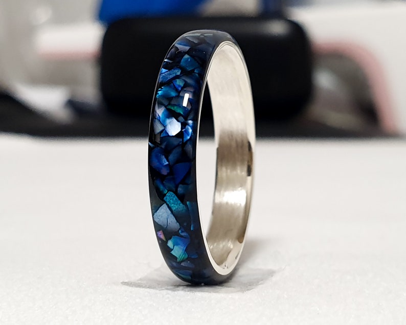 LUXE HAND black blue mother-of-pearl ring image 6