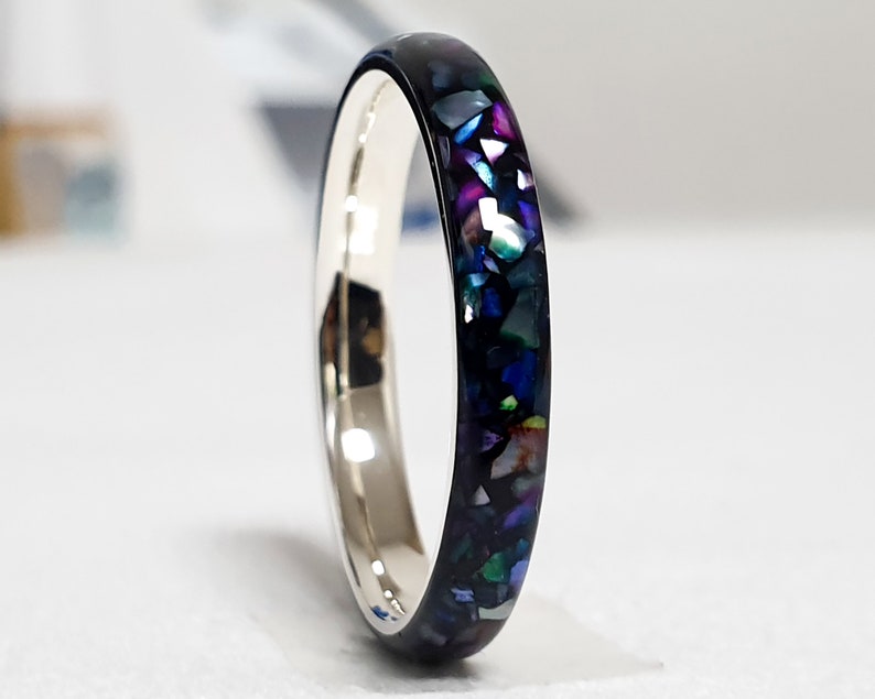 LUXE HAND rainbow T-line black mother-of-pearl ring image 2