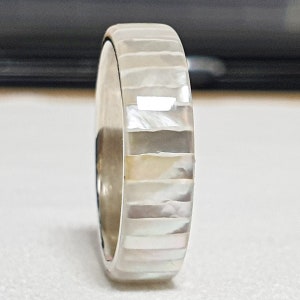 LUXE HAND white strip pearl shell silver ring image 5