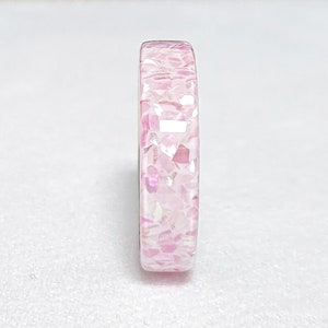 LUXE HAND white pink mother-of-pearl ring image 3