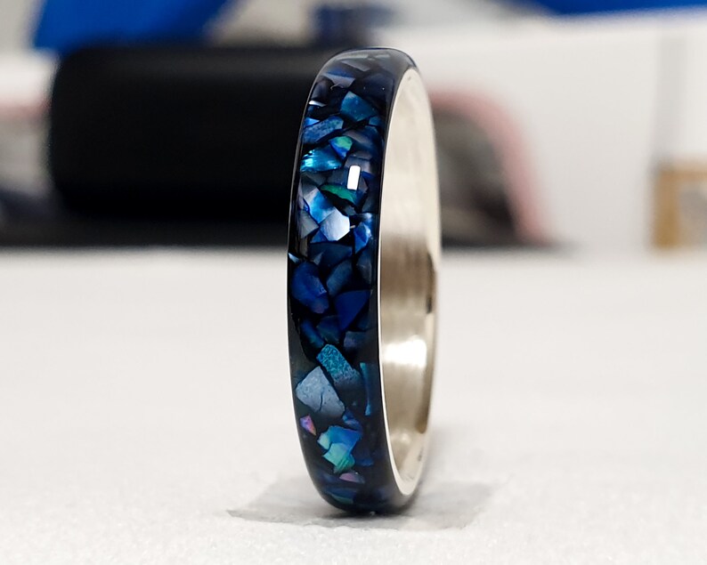 LUXE HAND black blue mother-of-pearl ring image 7