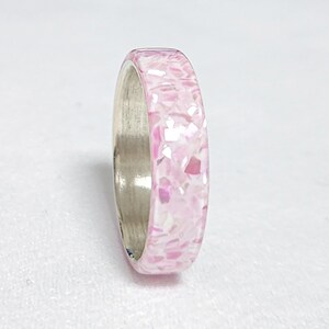 LUXE HAND white pink mother-of-pearl ring image 10