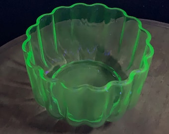 Uranium Glass - Fluted Desert Bowl