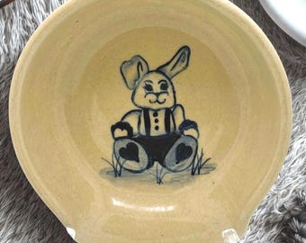 Yesteryears Whimsical Hand-Painted Bunny Stoneware Spoon Rest