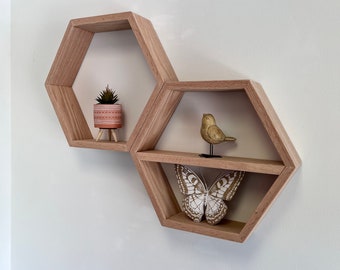 Set Of Solid Oak Hexagon Shelves - Custom Sizes Available - Wall Décor - Wood Shelf - Geodesic Shelving - Honeycomb - Floating -