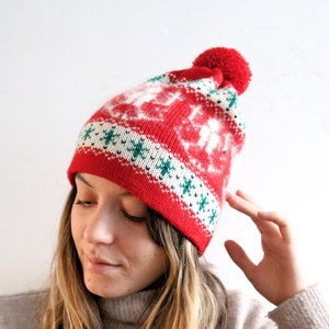 Vintage Ski Hat Beanie Wool Hat With Pompom Red Beanie Knitted Beanie Hat Retro Ski Hat Warm Hat Winter Hat Medium Size Hat