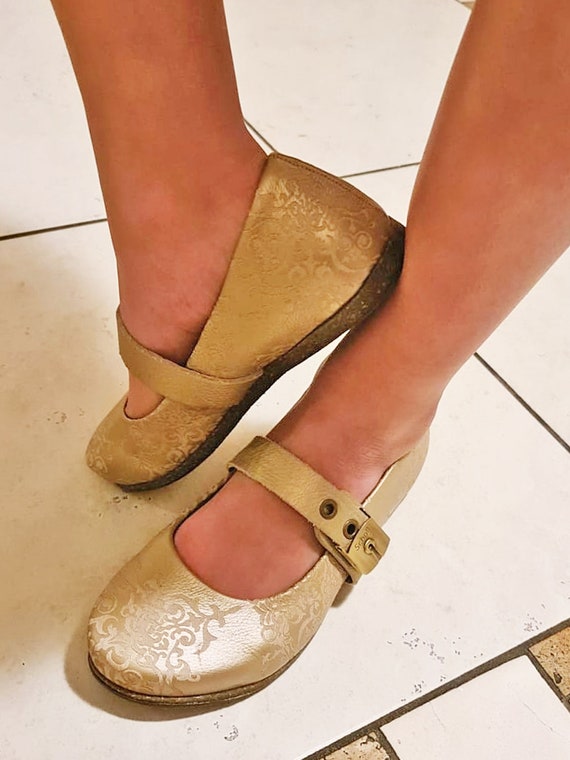 DR.SCHOLL Vintage Paisley Genuine Leather Mary Janes … Gem