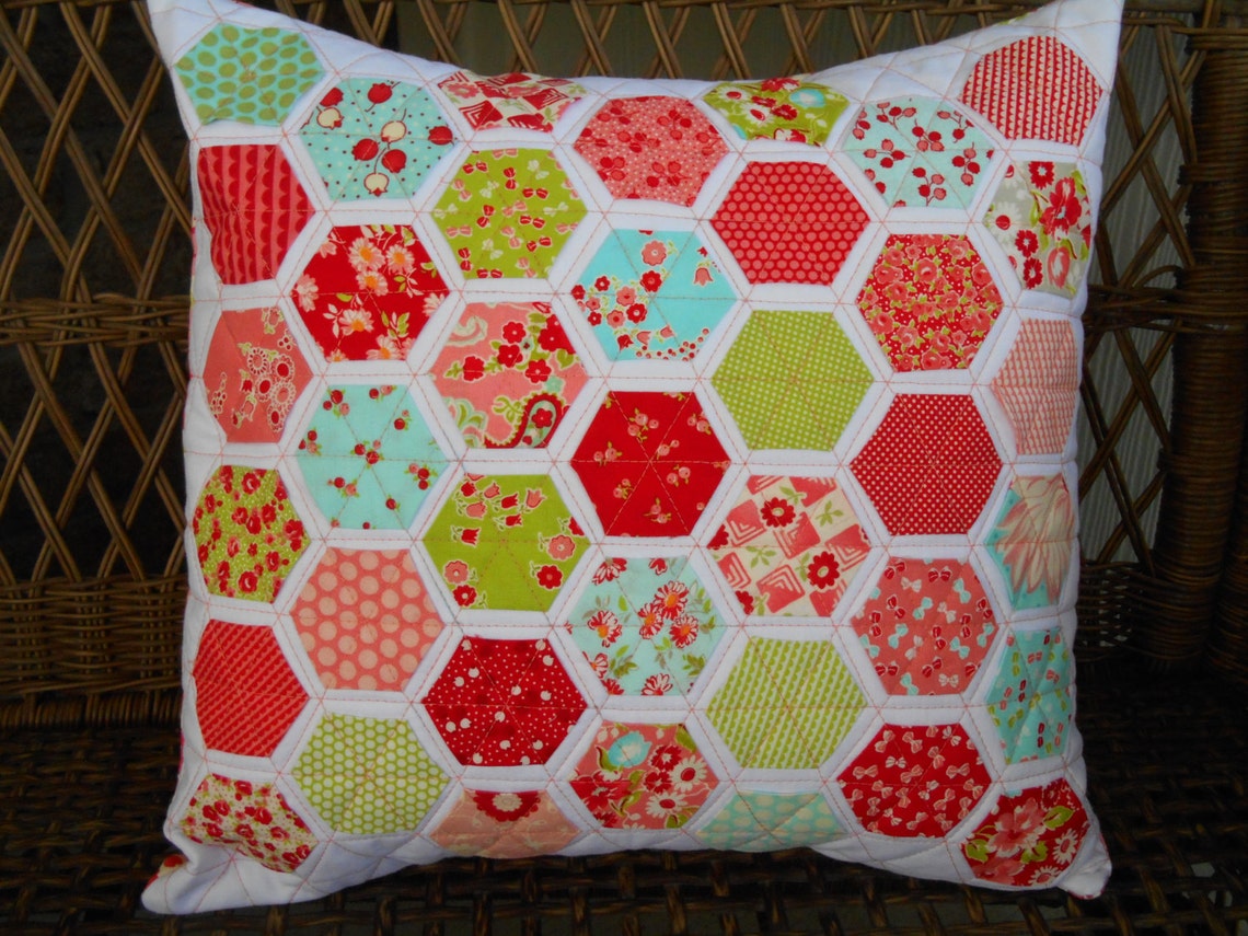 Charming Hexagon Pillow Pattern PDF Etsy UK