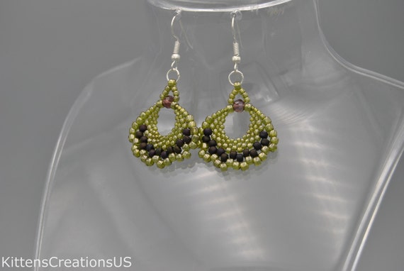 peyote fan earrings