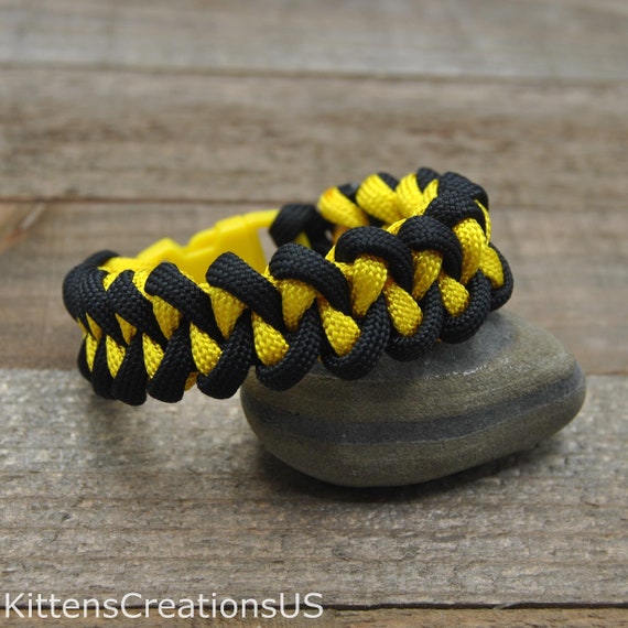 Sharks Tooth Paracord Bracelet Item 347 and 348 -  Canada