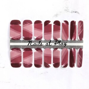 Strikes of Red - Nail Wraps - Nail Strips
