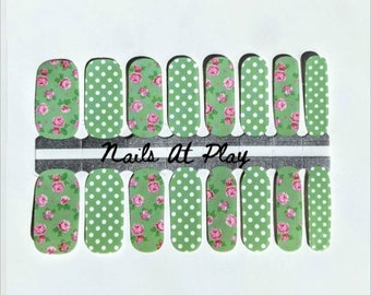 Marilyn's Flowers ~ Nail Wraps