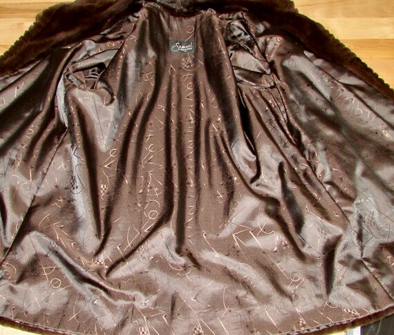 Chic chocolate brown real ouvragé sheared mink fu… - image 8