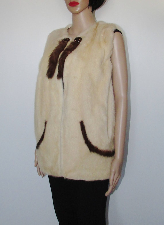 Pretty mink fur jacket of off-white mink and dark… - image 7