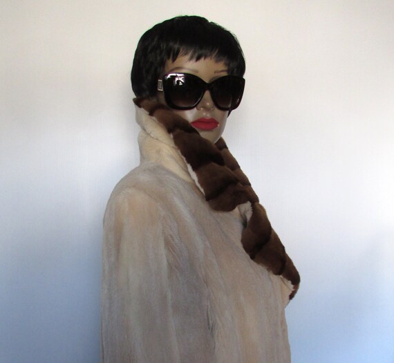 Vtg superb off white sheared beaver fur coat/sabl… - image 2