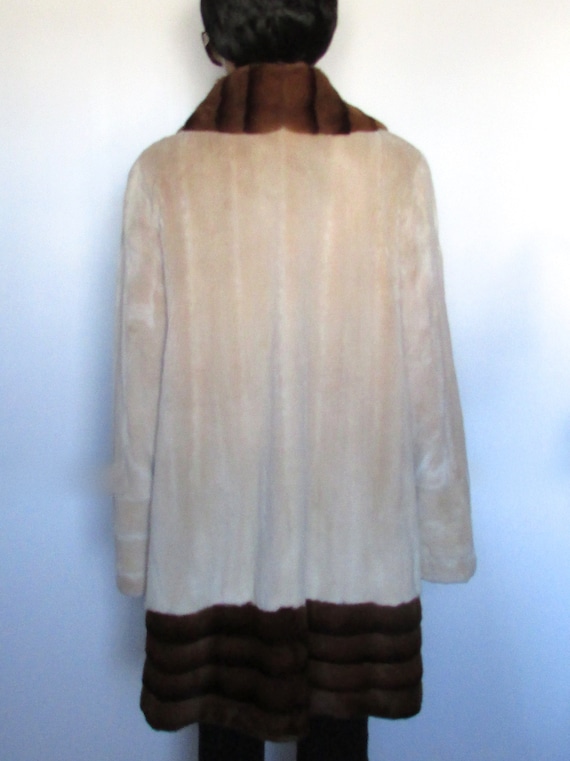 Vtg superb off white sheared beaver fur coat/sabl… - image 5