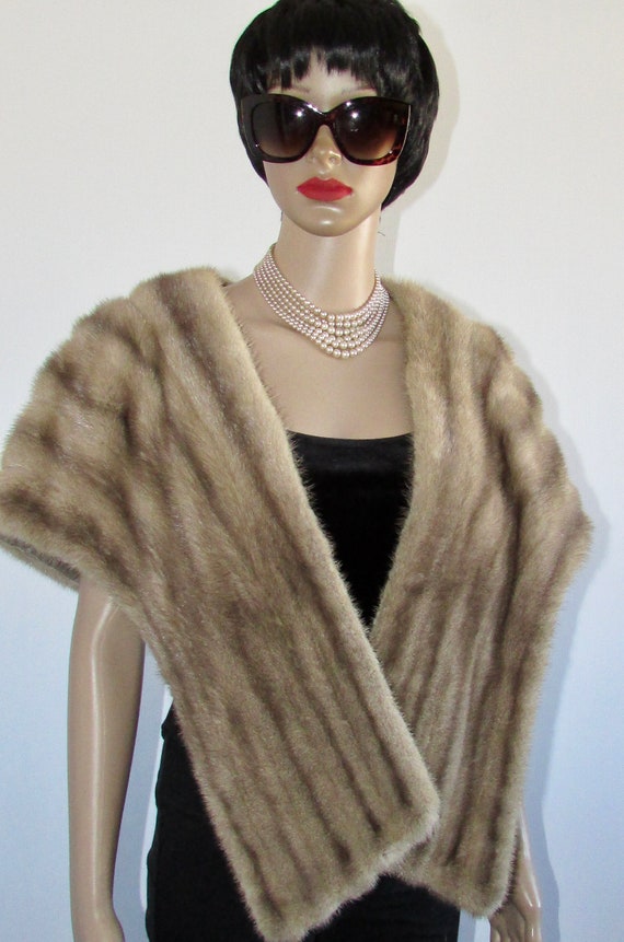 vtg beautiful real  EMBA grey mink fur stole capel