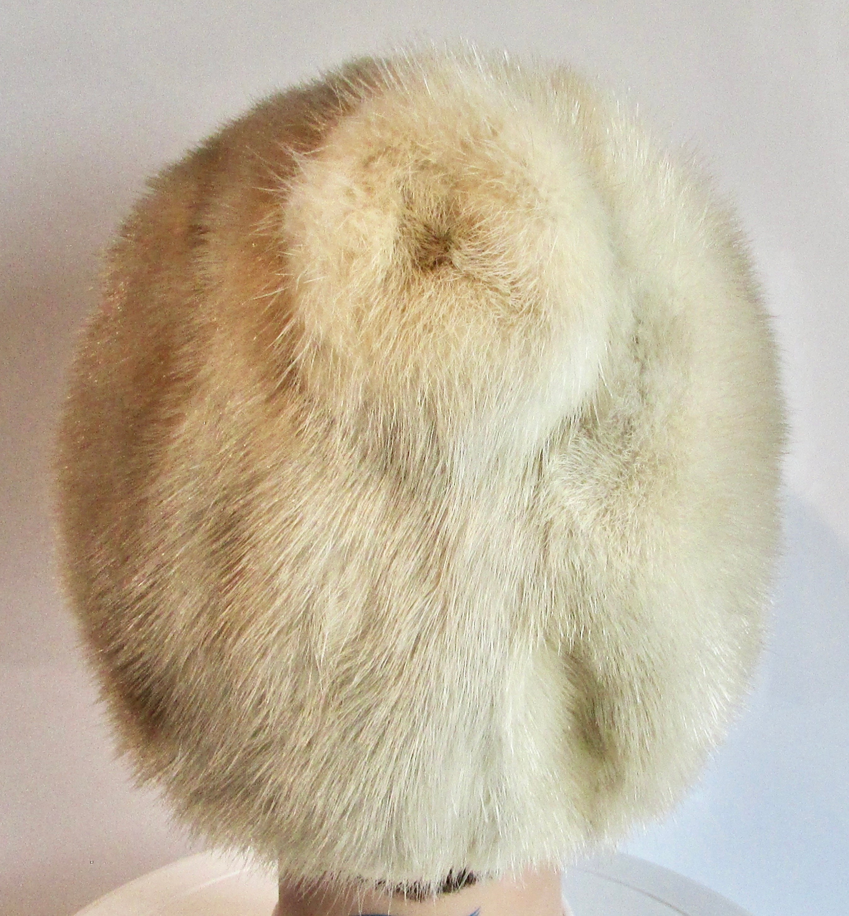 Vintage Superb Real Champagne Mink Fur Hat Cap/ Vintage  display picture 1