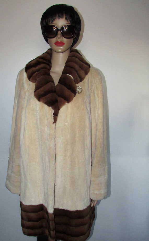 Vtg superb off white sheared beaver fur coat/sabl… - image 8