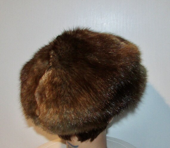 Vtg superb real natural muskrat fur hat or cap/ c… - image 5
