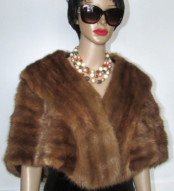 vintage  nice natural  real muskrat fur stole cap… - image 3