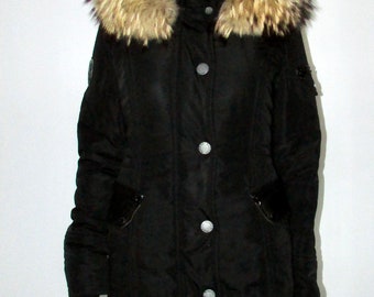 Vtg beautiful black removable hooded RUDSAK polyester coat jacket /coyote fur hood trim/warm sz small bust 38