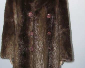 Vtg beautiful and warm real beaver men fur coat/very good and warm real natural beaver fur coat size small chest 39