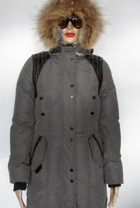Vtg Beautiful Grey Polyester cotton With Black Leather Trim Down