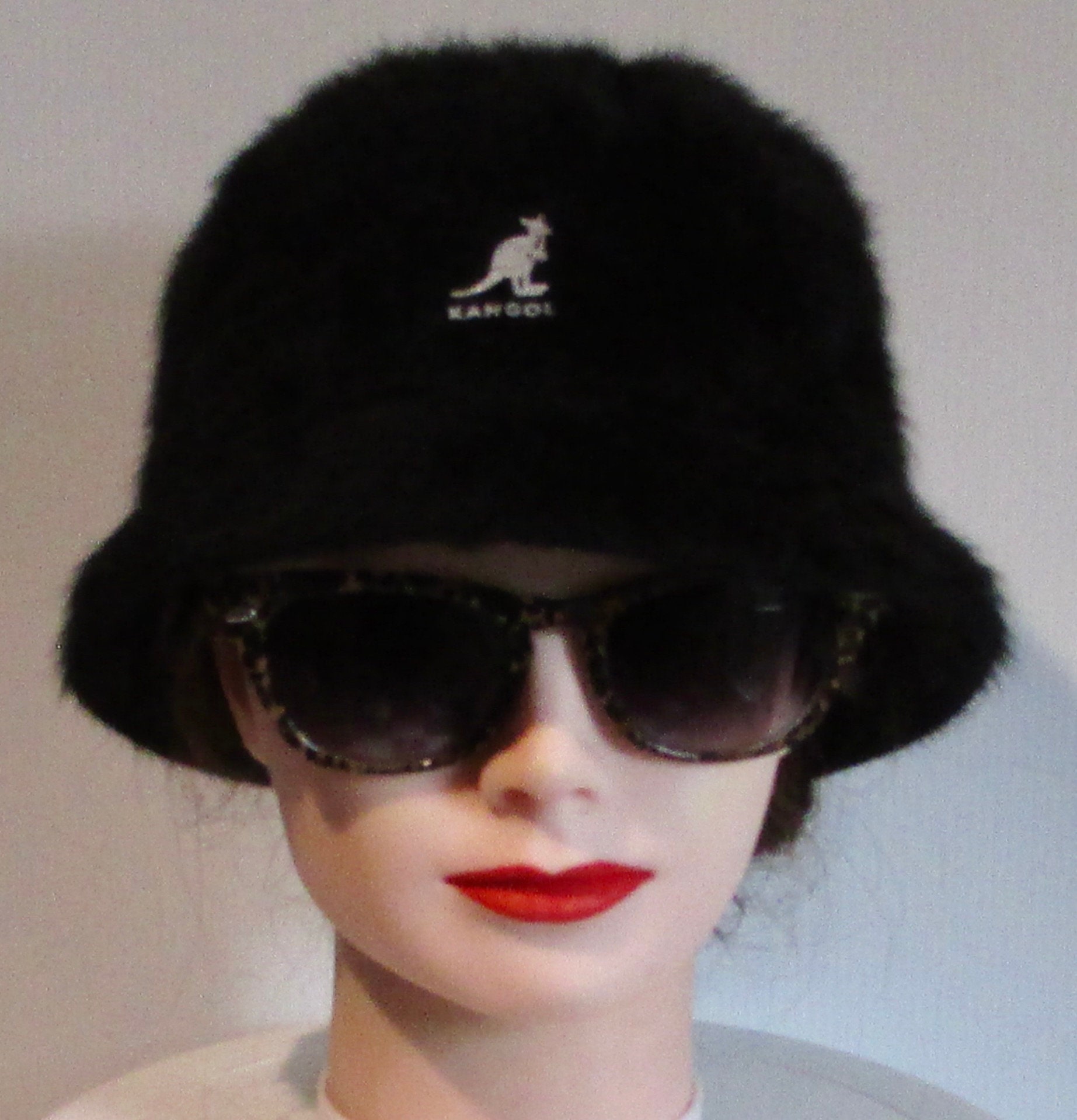 Vtg Nice Black Furgora KANGOL Bonnet Hat /nice Beanie or Hat  display picture 1
