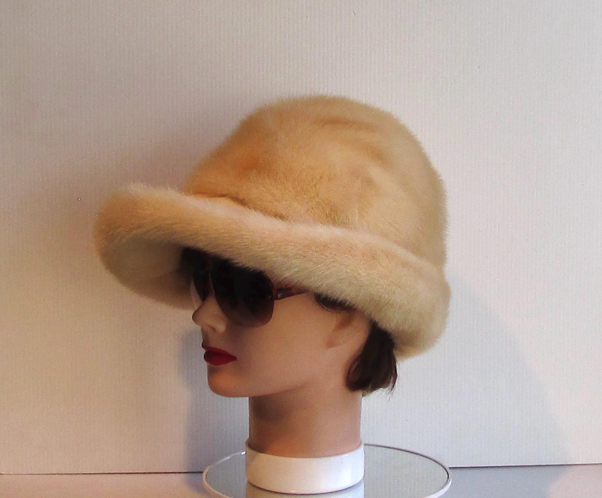 Elegant Real Champagne Mink Fur Hat With 3 display picture 2