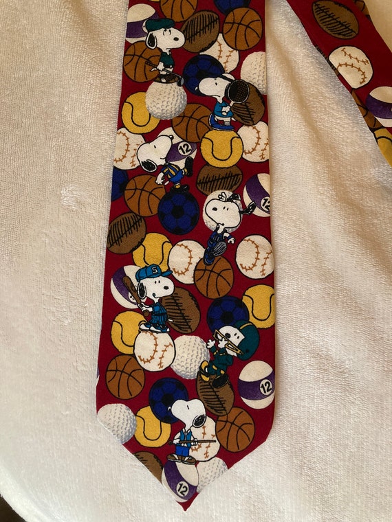 Vintage Snoopy Peanuts Tie with Sports Balls - Ba… - image 5